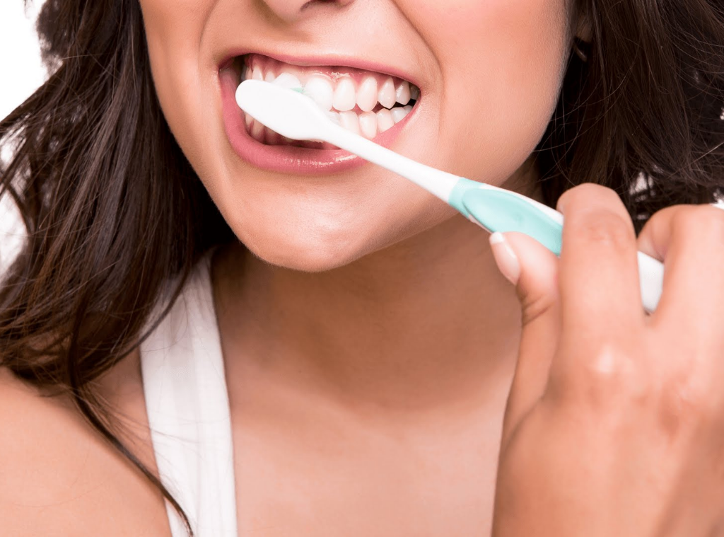 Diş Sağlığında Yaygın Yanlış Bilinenler